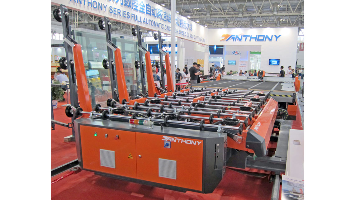 AMV Design Yinrui Antony macchina lavorazione e taglio vetro  glass Cutting machine